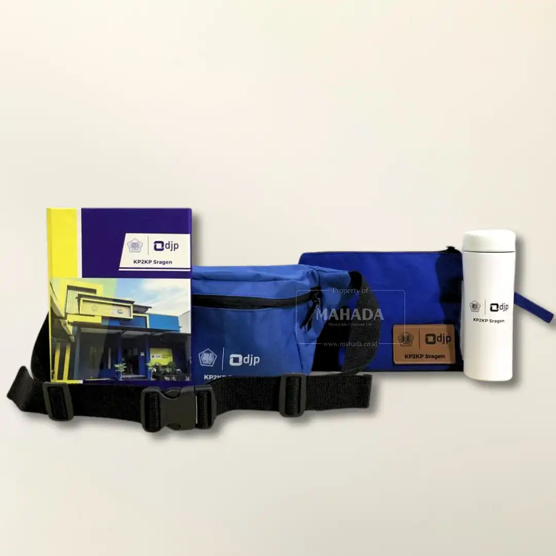 Souvenir Kantor 4 Berisi Tumbler, Tas, Pouch, dan Buku Agenda