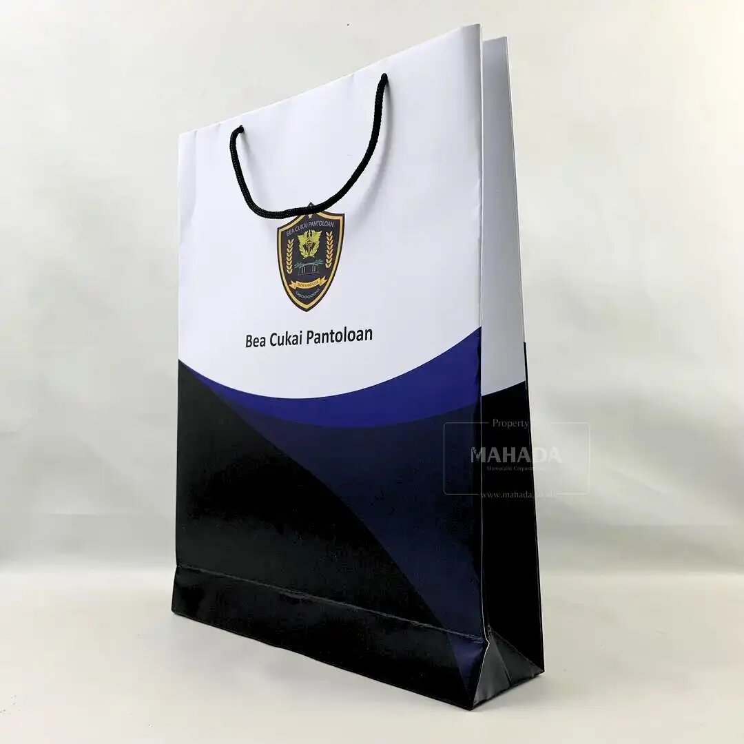 Souvenir Kantor 6 Berisi Paperbag Dengan Logo Perusahaan