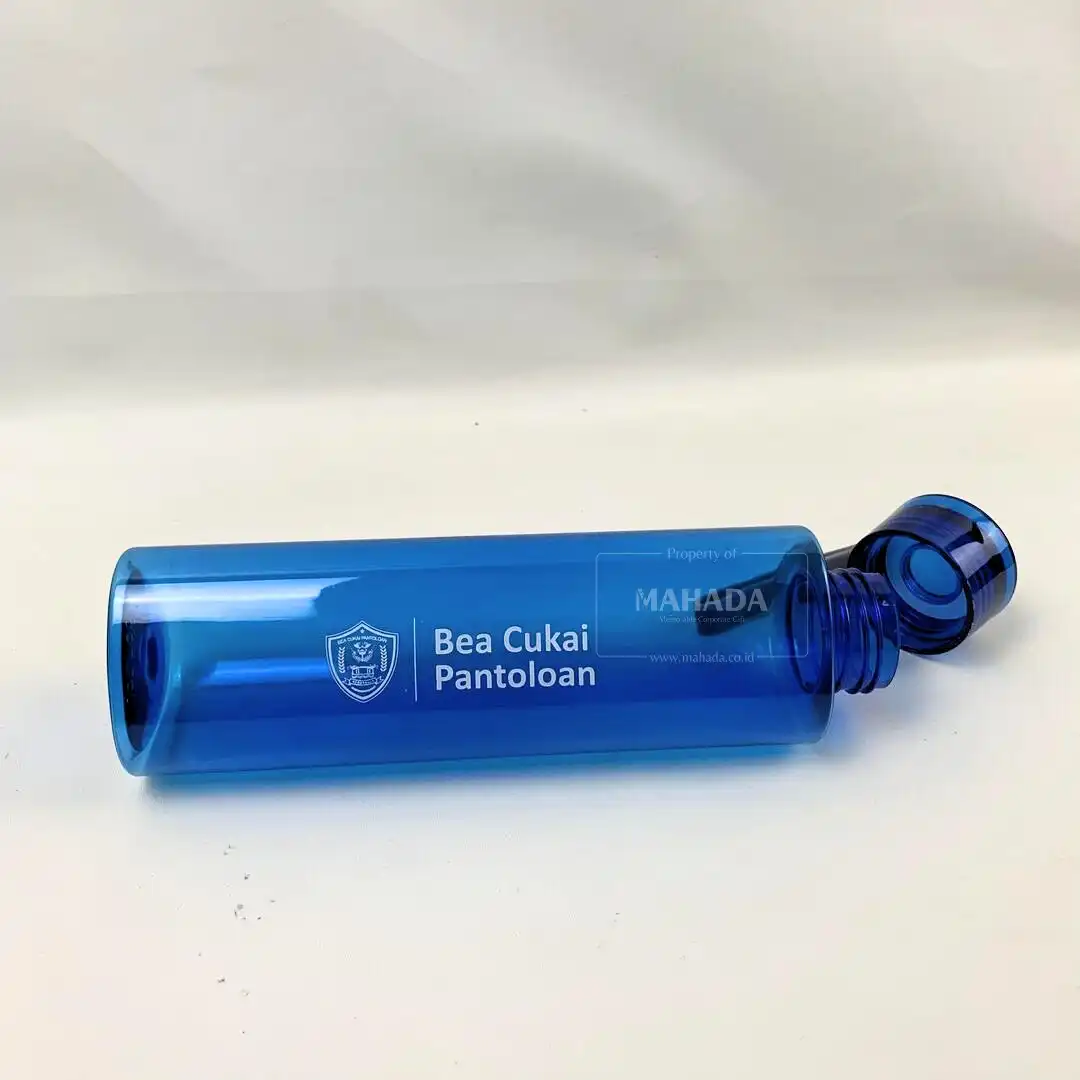 Souvenir Kantor 6 Berisi Tumbler Berbahan Plastik Dengan Logo Souvenir Kantor 6 Berisi Tumbler Berbahan Plastik Dengan Logo