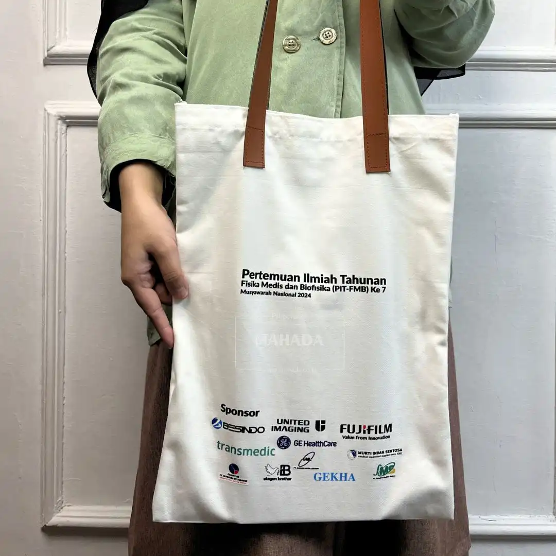 Seminar Kit Berisi 4 Item Souvenir Tas Totebag, Pouch, Lanyard dan Pulpen Metal Untuk Souvenir Acara (7)