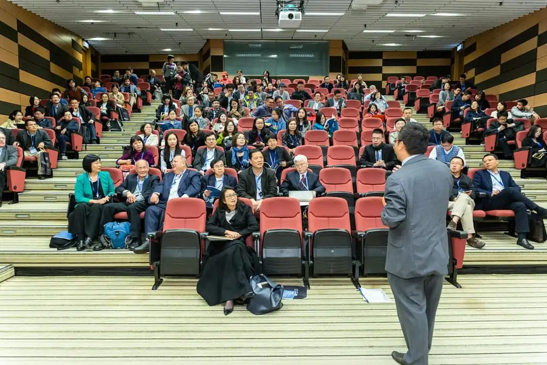 8 Rekomendasi Souvenir Seminar yang Berkesan