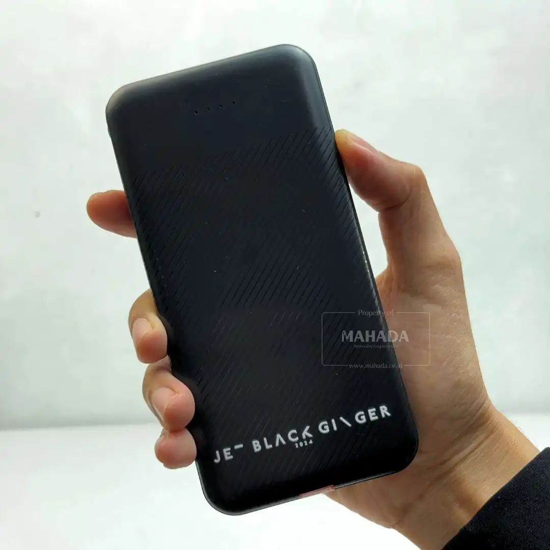 powerbank custom logo mahada (1)
