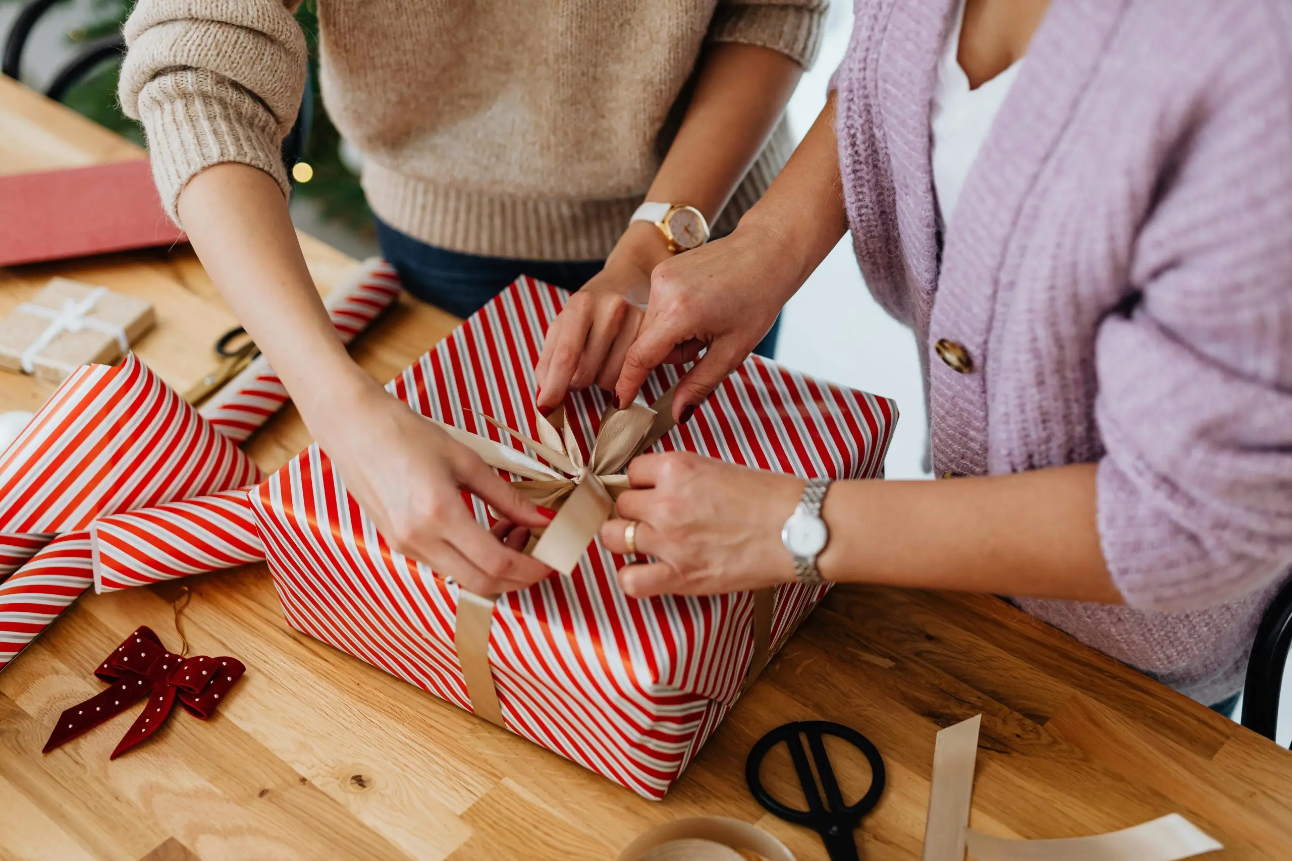 Corporate Gift dalam Strategi Marketing B2B: Masih Efektif? Corporate Gift dalam Strategi Marketing B2B: Masih Efektif?